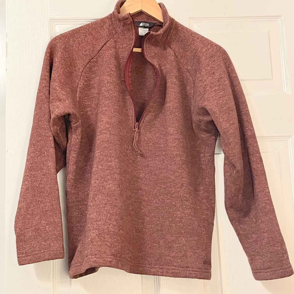 MEC dusty rose 1/4 zip fleece pullover